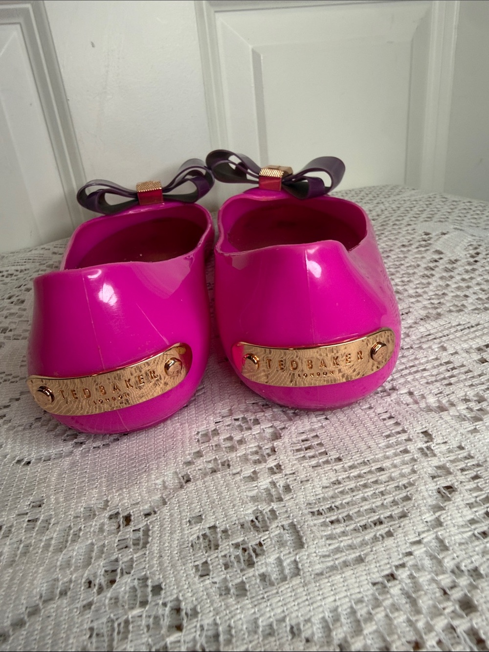 Ted Baker Hot Pink Ballet Flats with Purple Bow Accent size 6.5 (37) - Picture 5 of 6